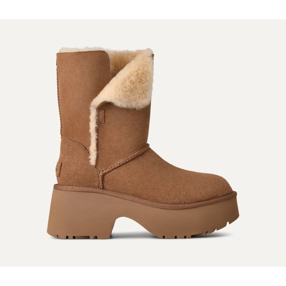 UGG Classic Esme Boot New Heights Platform Boots Chestnut Suede Size‎ 10 EUC